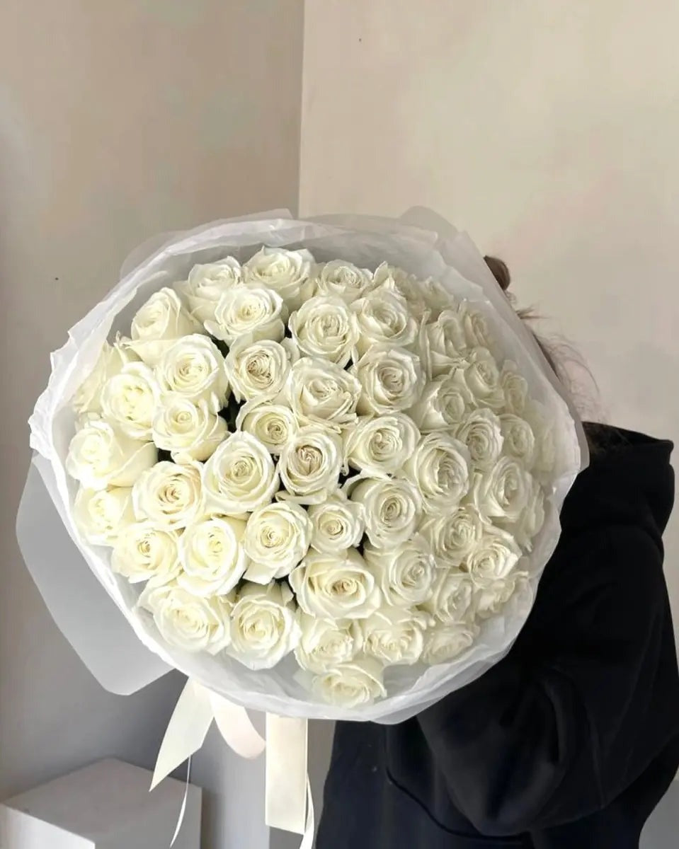 Signature Long Stem Rose Bouquet