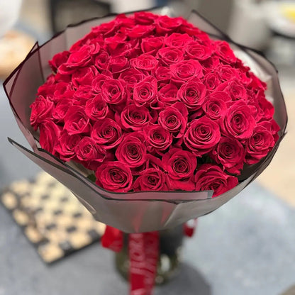 Signature Long Stem Rose Bouquet