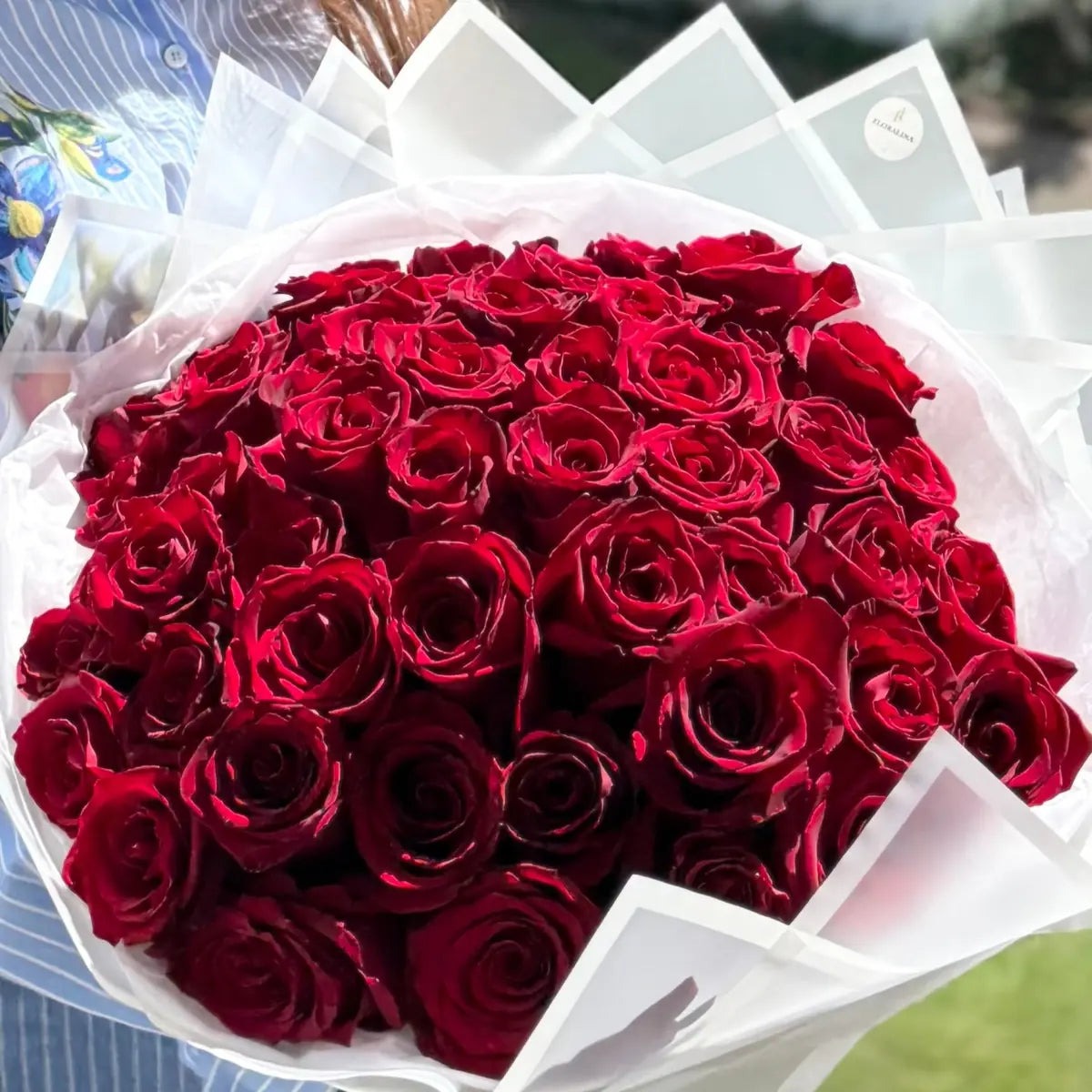 Signature Long Stem Rose Bouquet